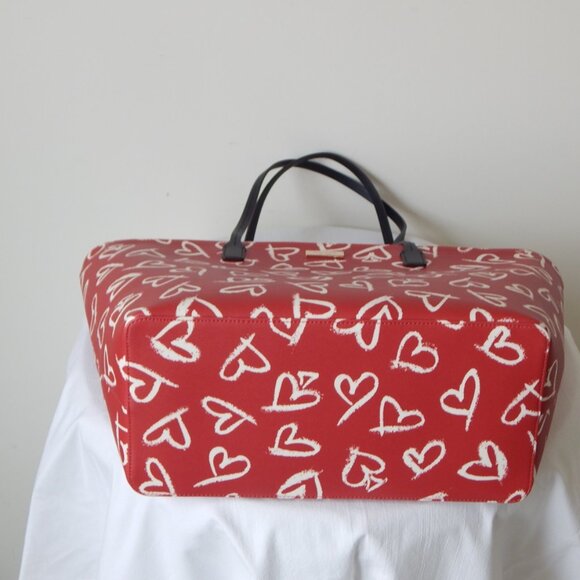 Kate Spade Margareta Shore Street Lipstick Hearts Large Top Zip Tote Bag Red NWT - Picture 7 of 10